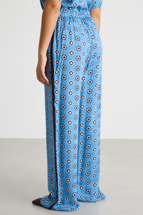 Pantalone ampio con coulisse