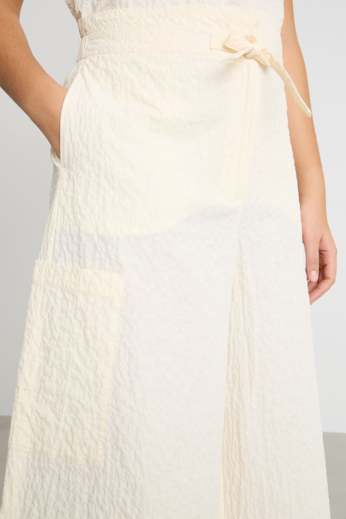 High-waisted drawstring trousers Intrend - 3