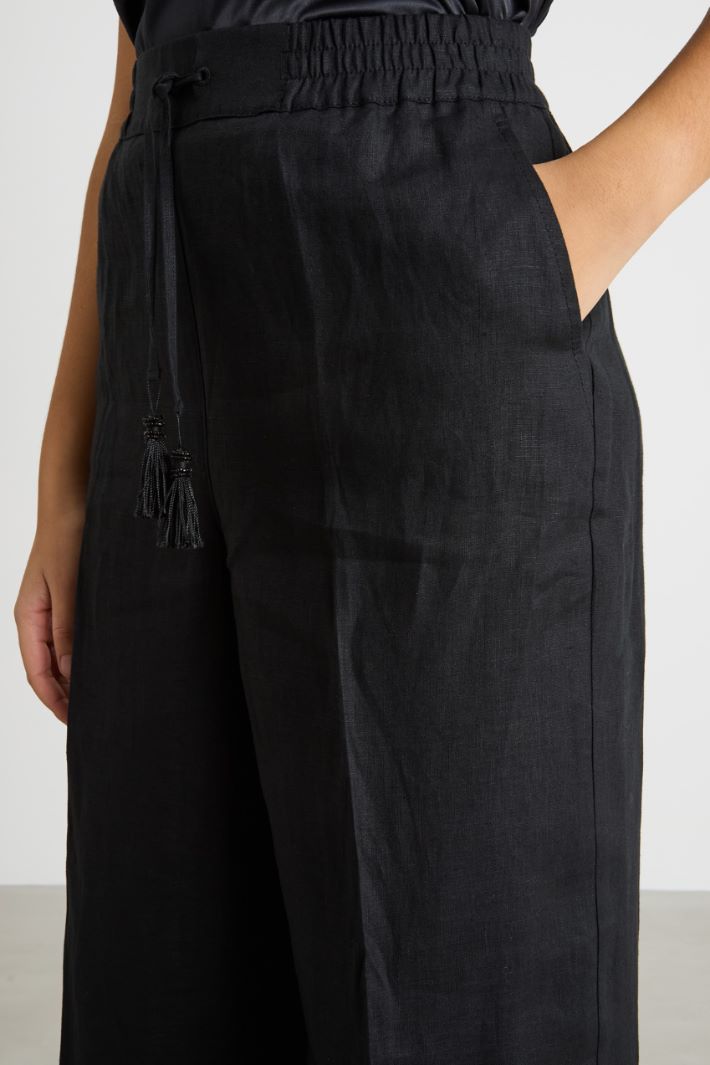 Wide-leg trousers with drawstring and tassels Intrend - 3