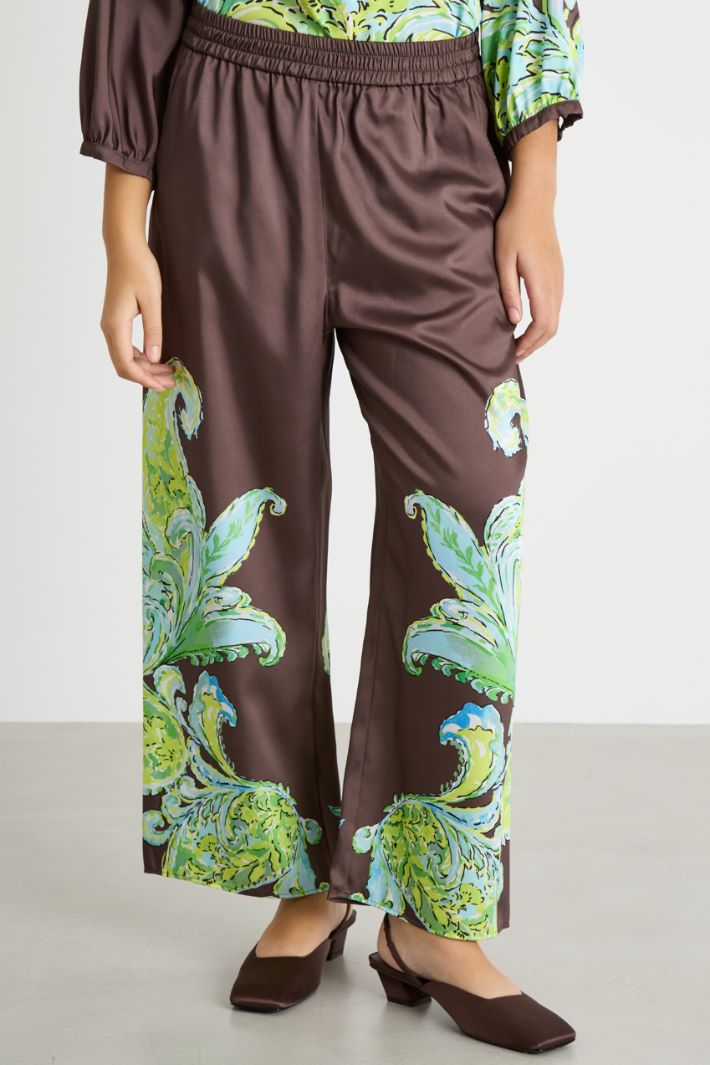 Cropped trousers in printed twill Intrend - 2