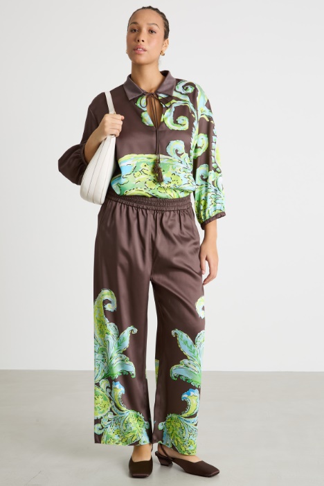 Cropped trousers in printed twill Intrend