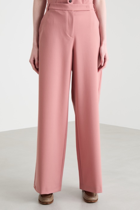 Pantalone ampio in gabardina