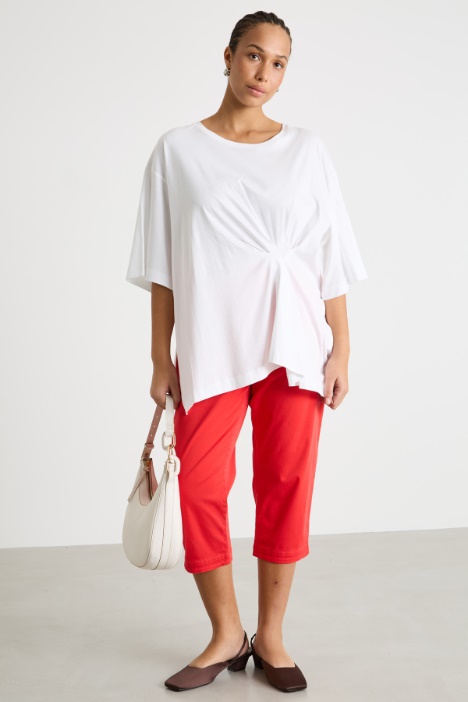 Cropped slit-hem trousers Intrend