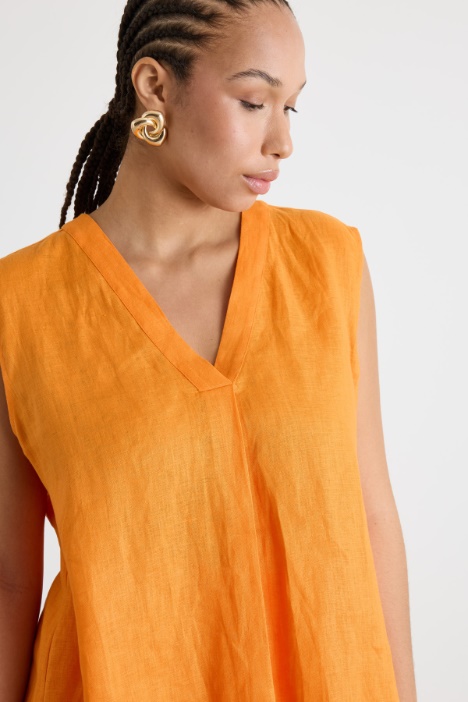 Top in tela con piega piatta