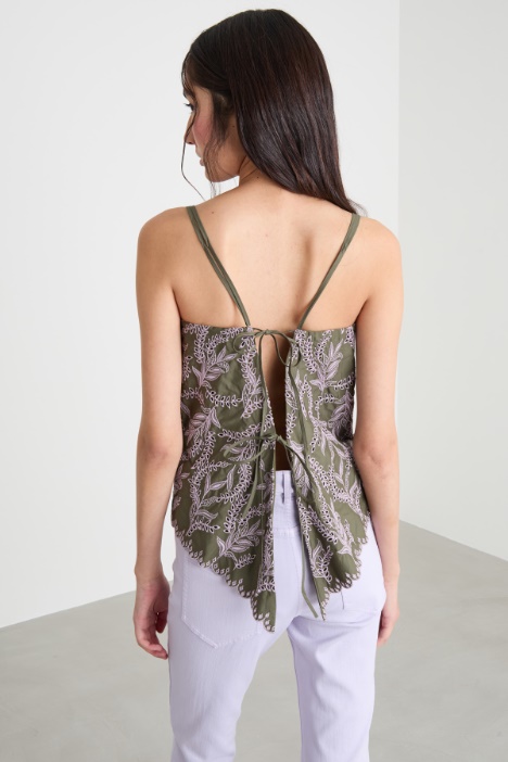 Top in popeline ricamato