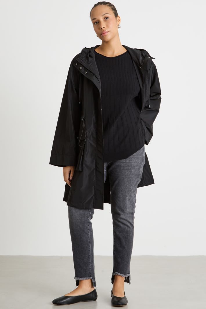 Raw-hem asymmetric jeans Intrend