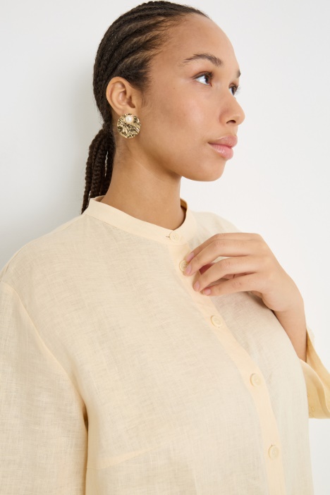 Casacca in tela con ricami