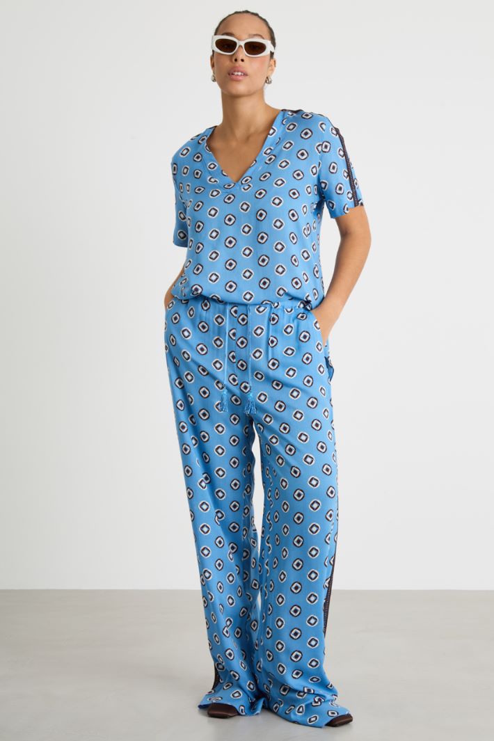 Crochet-trim blouse Intrend