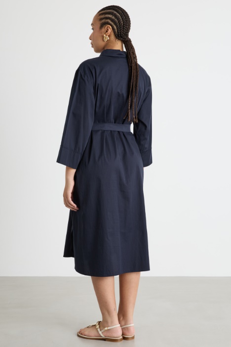 Vestido camisero con plastrón