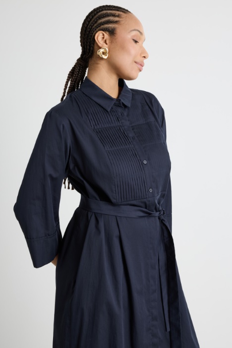 Vestido camisero con plastrón