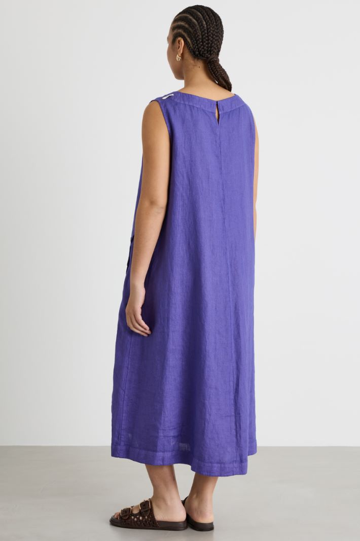 Abito ampio con bottoni laterali Intrend - 4