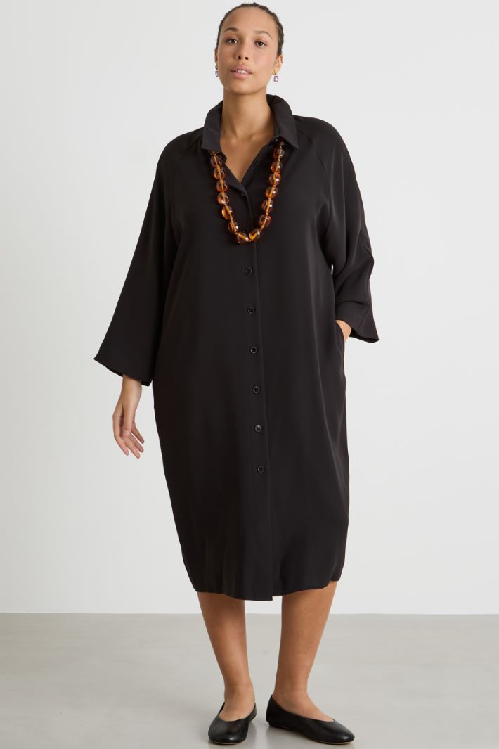 Loose-fit shirt dress Intrend