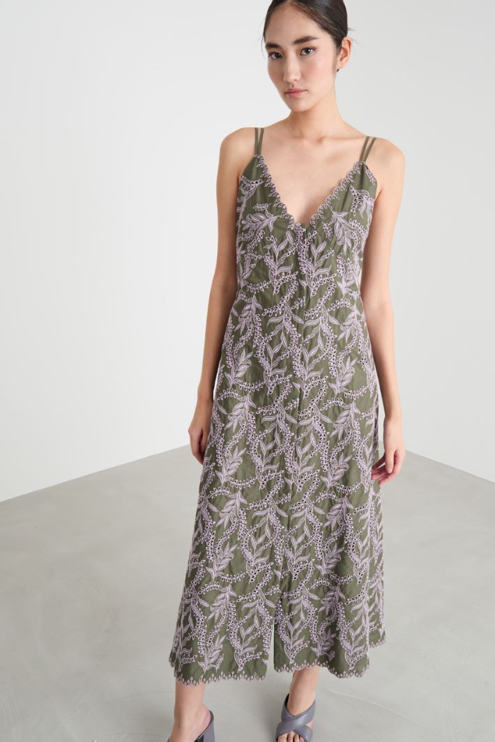 Embroidered poplin dress Intrend - 2