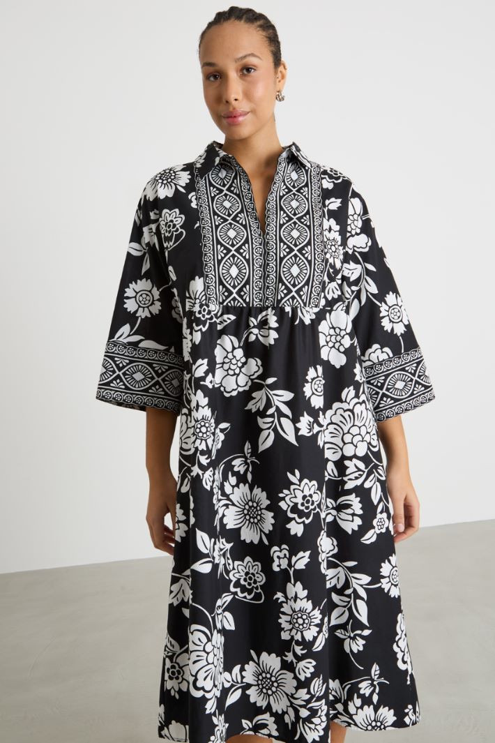 Printed poplin dress Intrend - 2