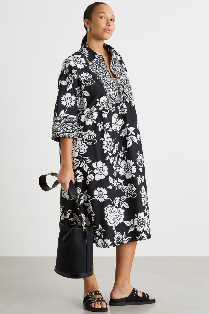 Printed poplin dress Intrend