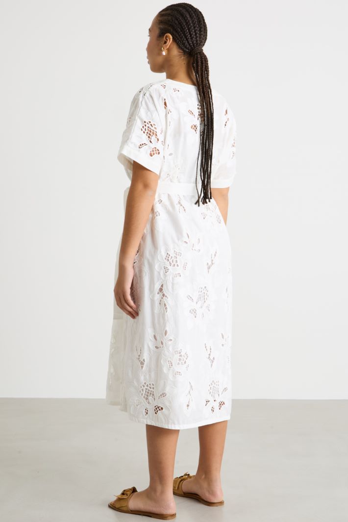 Embroidered muslin dress Intrend - 4