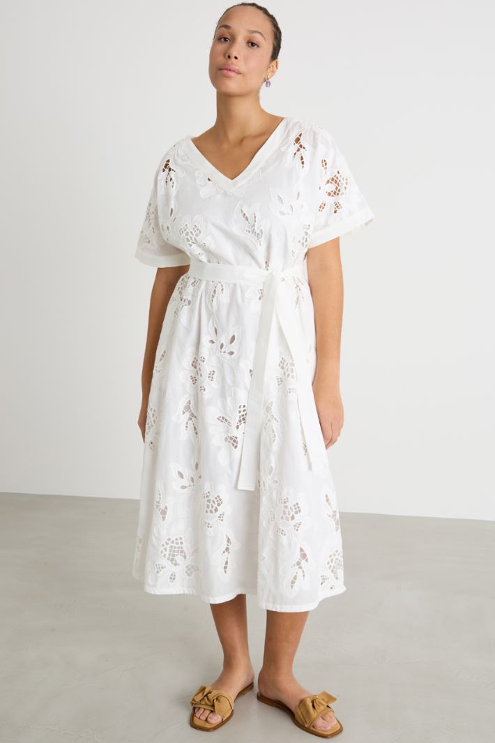Embroidered muslin dress Intrend - 2