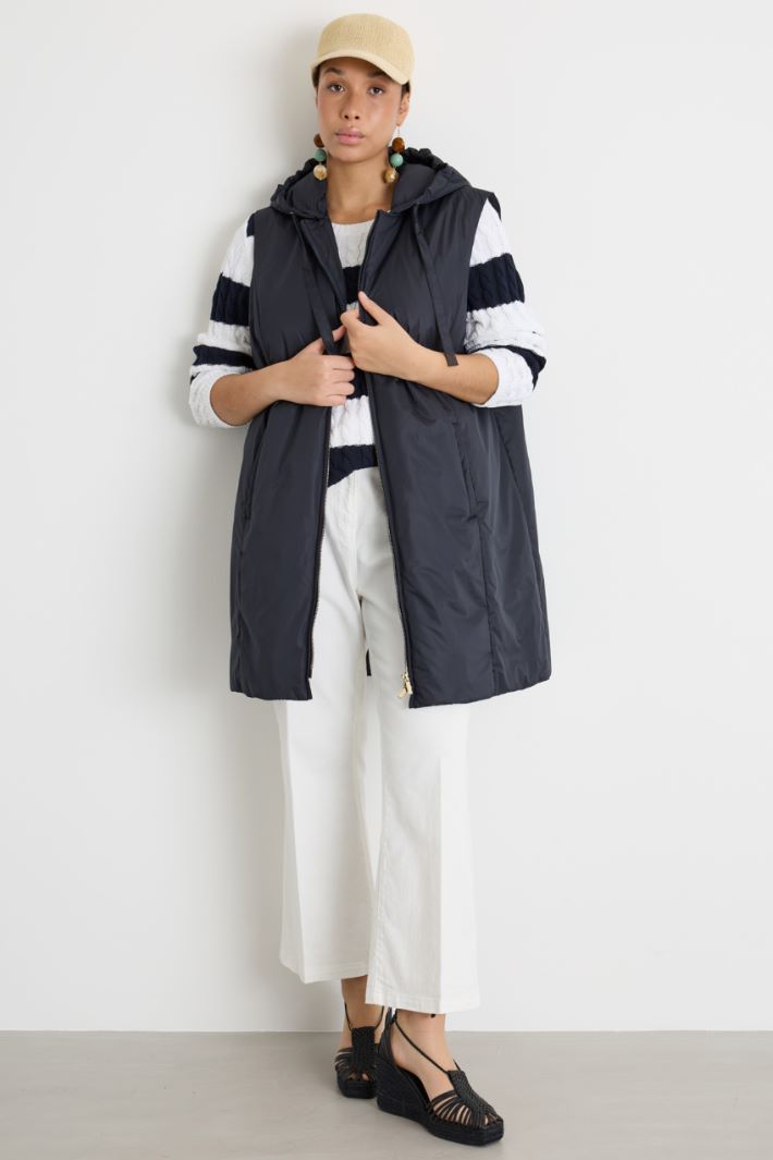 Water-repellent technical canvas gilet Intrend