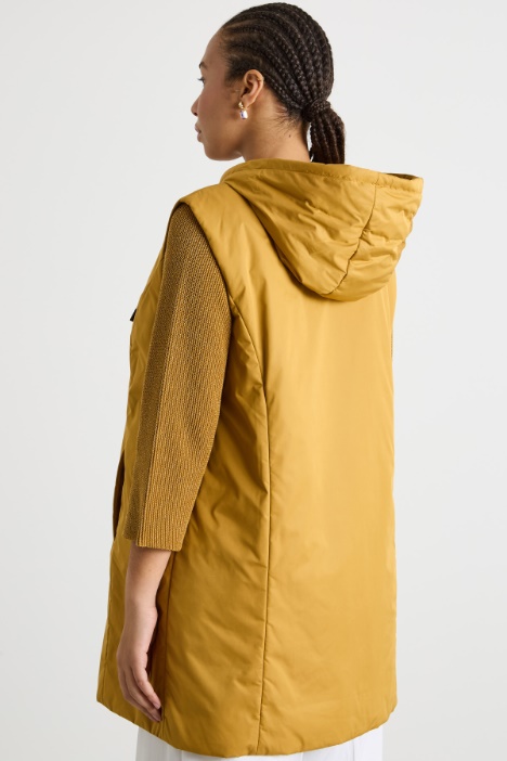 Gilet in tela tecnica antigoccia