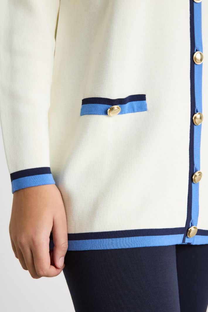 Cárdigan con detalles en contraste Intrend - 3