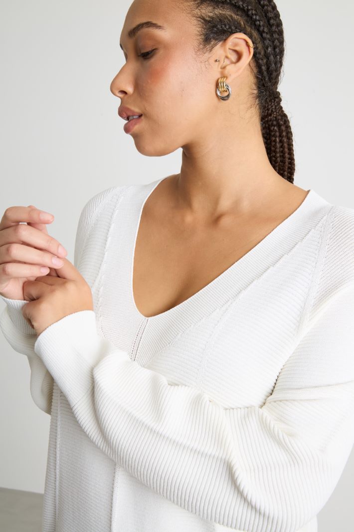 Crepe-knit jumper Intrend - 3