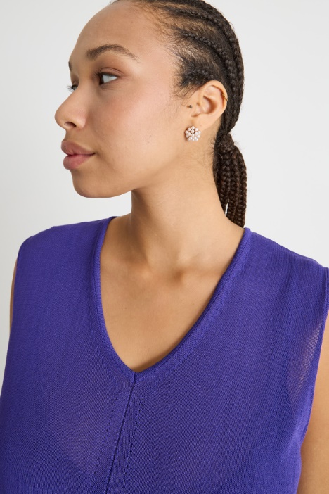 Top smanicato in maglia