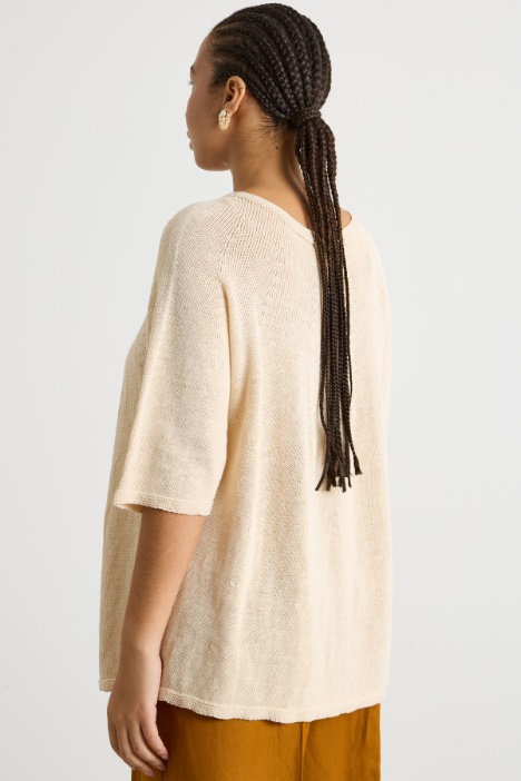 Maglia con ampio scollo a barchetta