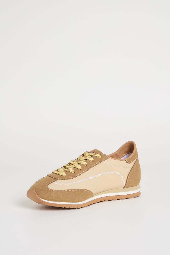 Sneakers in tessuto spalmato Intrend - 3