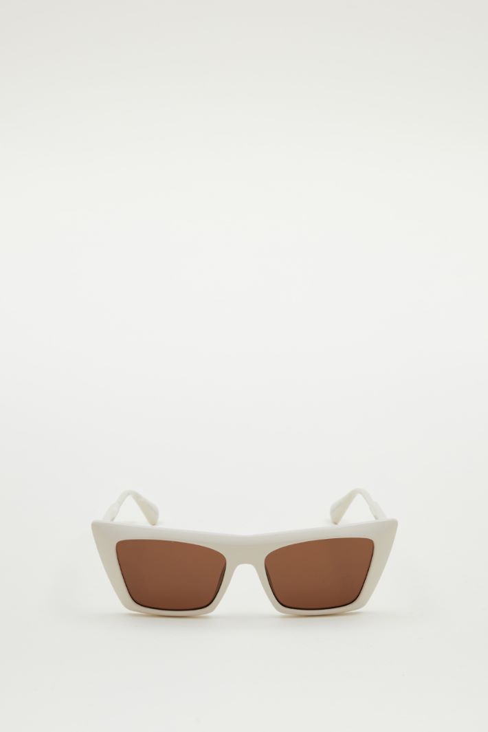 Cat-eye sunglasses Intrend