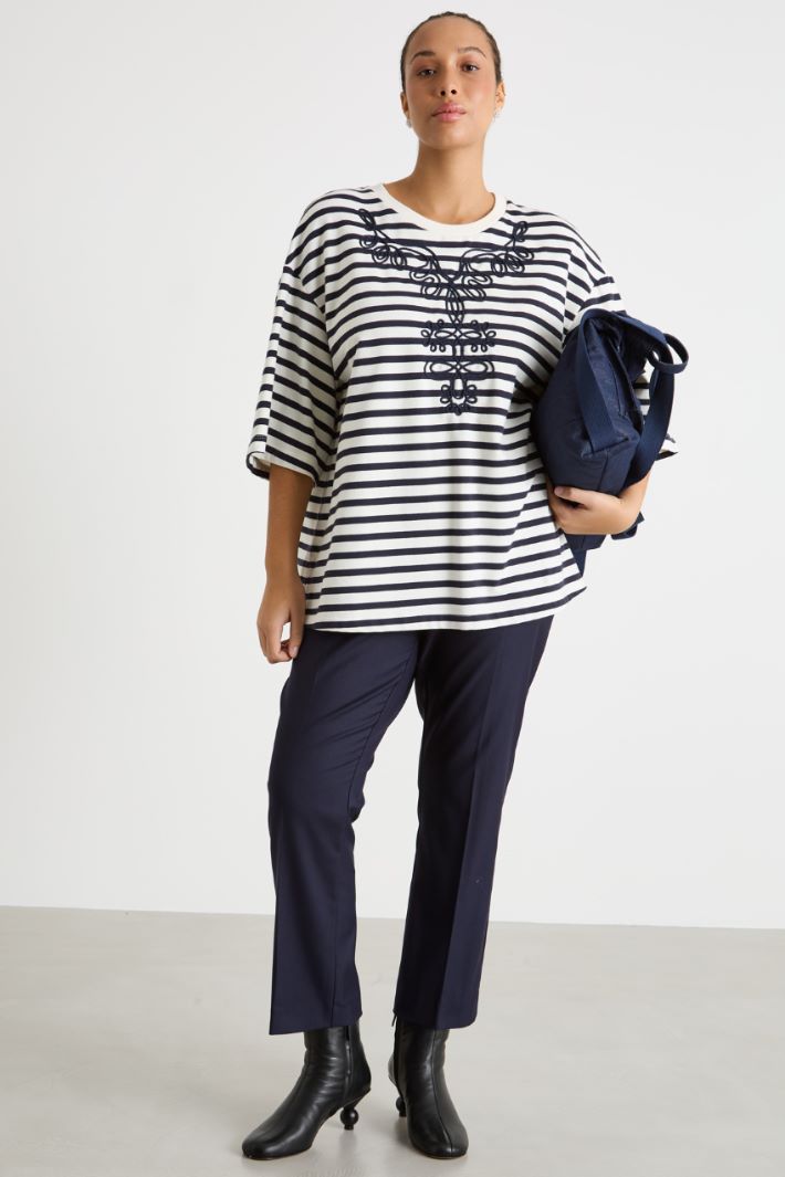 Embroidered jersey sweatshirt Intrend