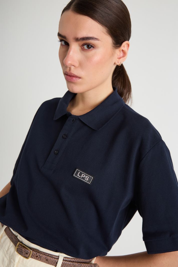 Polo ampia con patch Intrend - 3