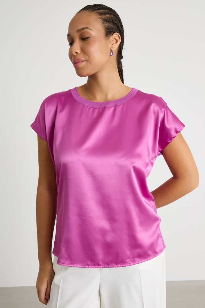 Stretch jersey and satin T-shirt Intrend - 2