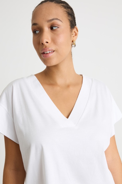 T-shirt in jersey con scollo a V