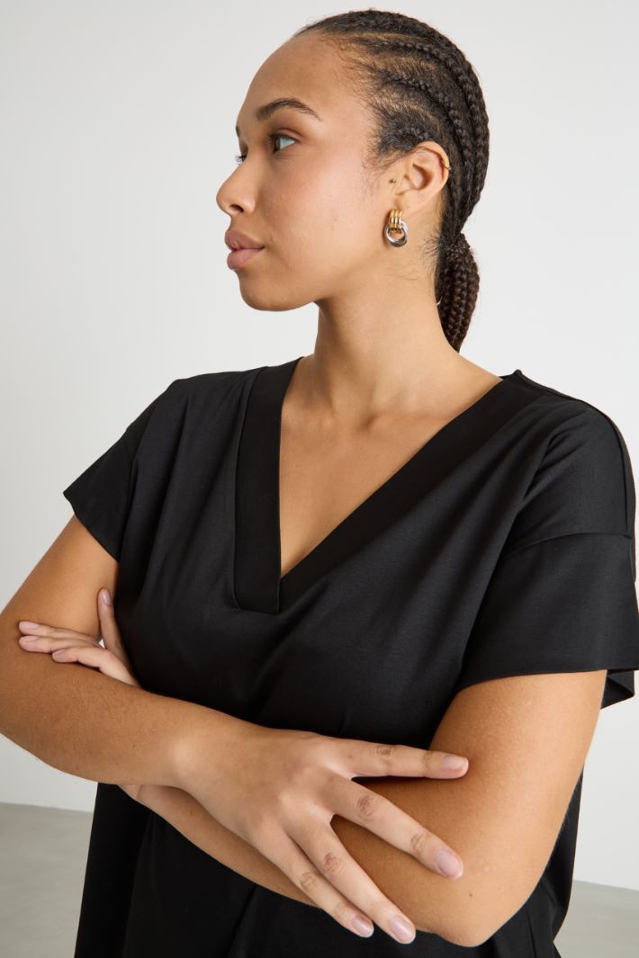 V-neck jersey T-shirt Intrend - 3