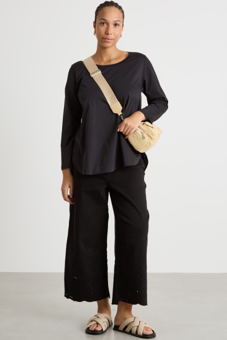 T-shirt in jersey con fondo arrotondato Intrend