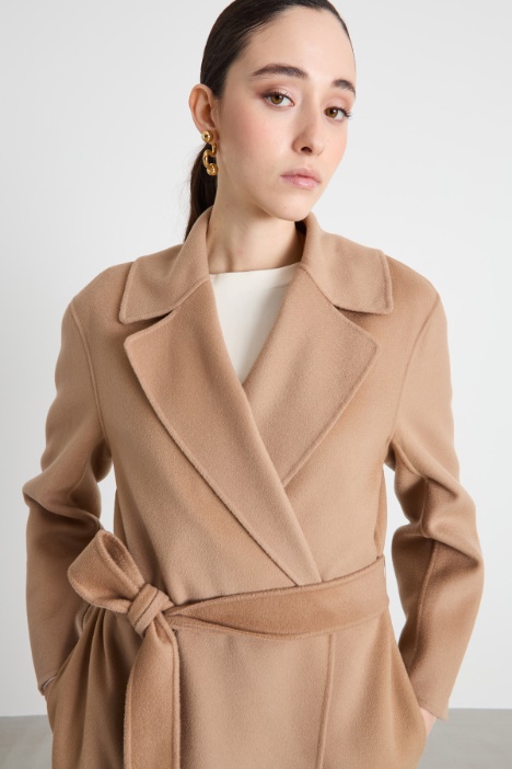 Cappotto a vestaglia