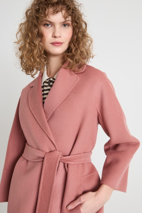 Cappotto corto a vestaglia