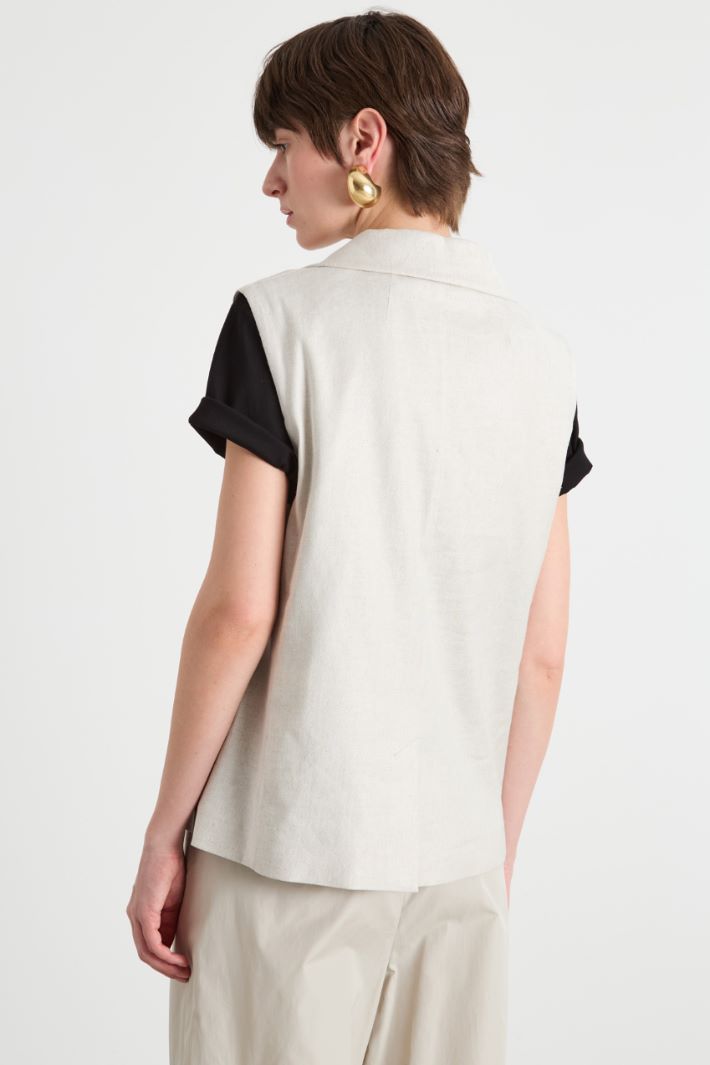 Gilet con tasche e spacchi Intrend - 4