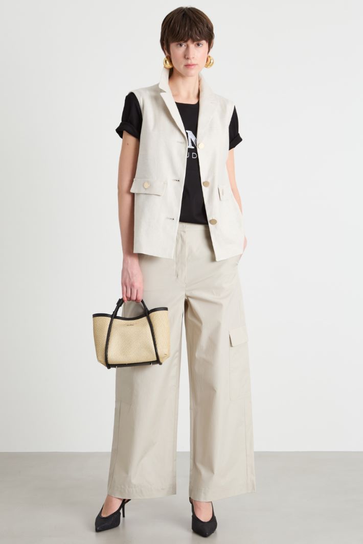 Gilet con tasche e spacchi Intrend