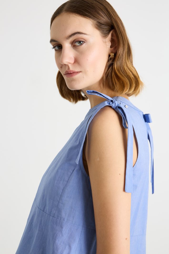Sleeveless canvas top with ties Intrend - 3