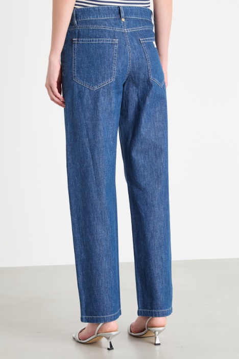 Jeans dalla linea morbida