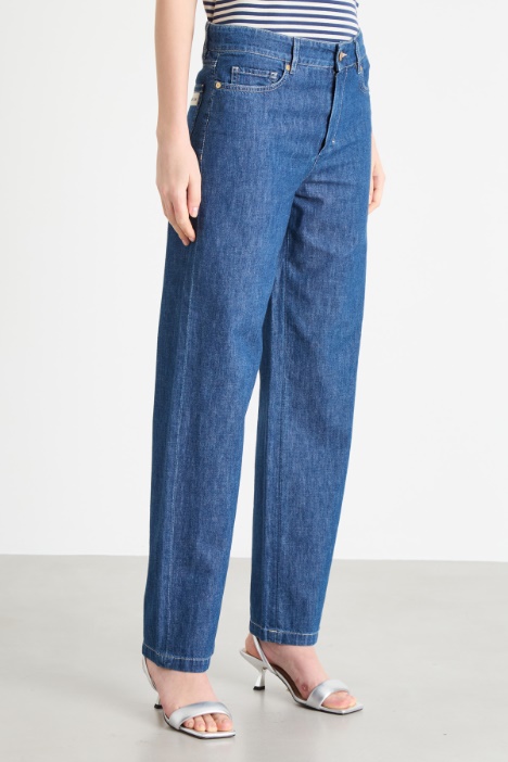 Jeans dalla linea morbida