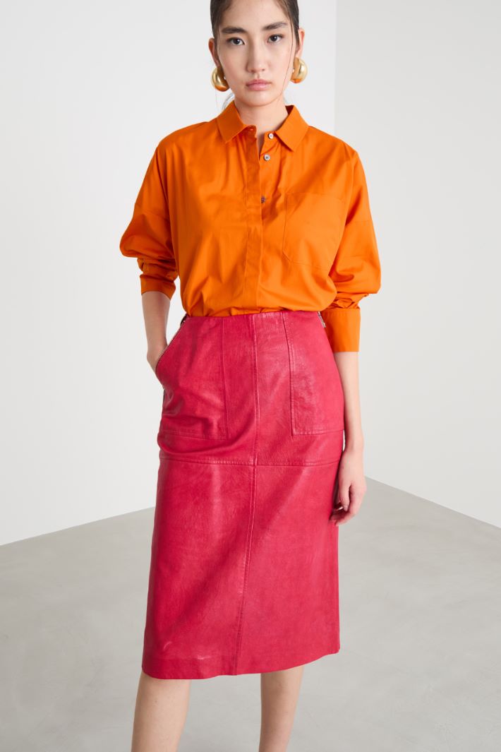 Oversized straight-fit poplin shirt Intrend - 2