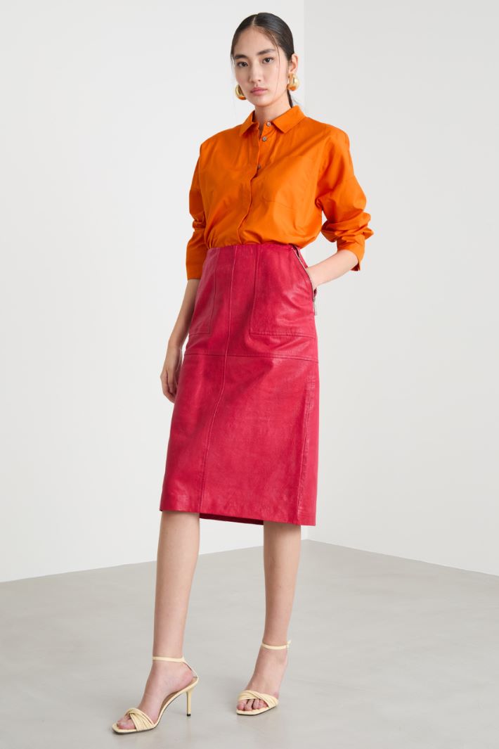 Oversized straight-fit poplin shirt Intrend