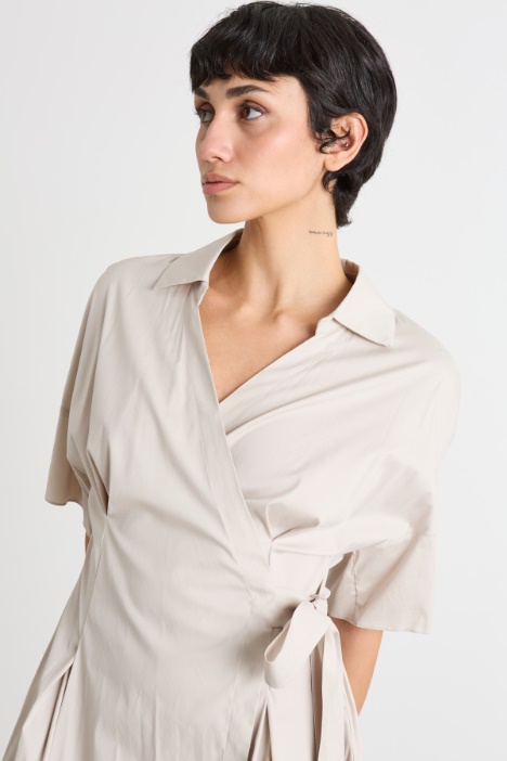 Vestido cruzado de popelina elástica