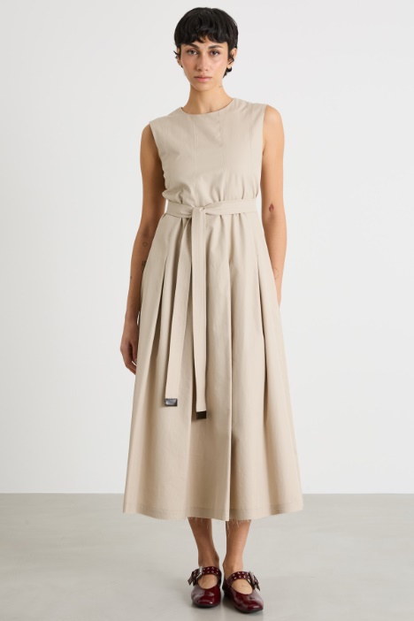 Abito smanicato in twill