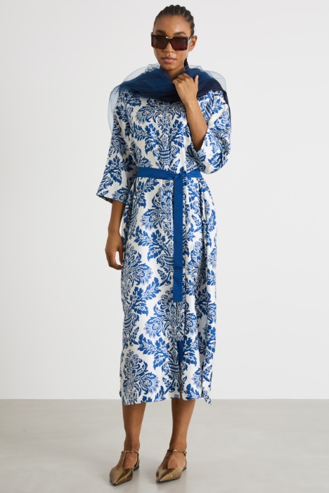 Long shirt dress in printed silk Intrend