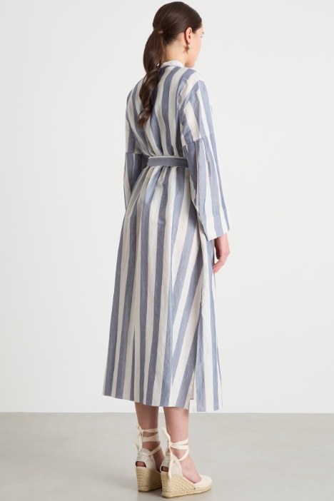 Vestido camisero de lona con cuello mao