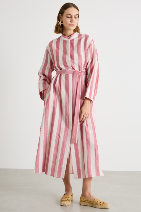 Vestido camisero de lona con cuello mao