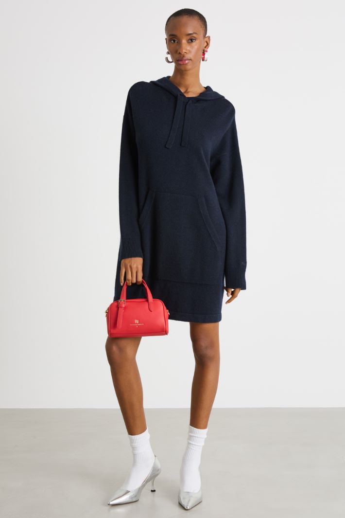 Hooded sweatshirt dress Intrend